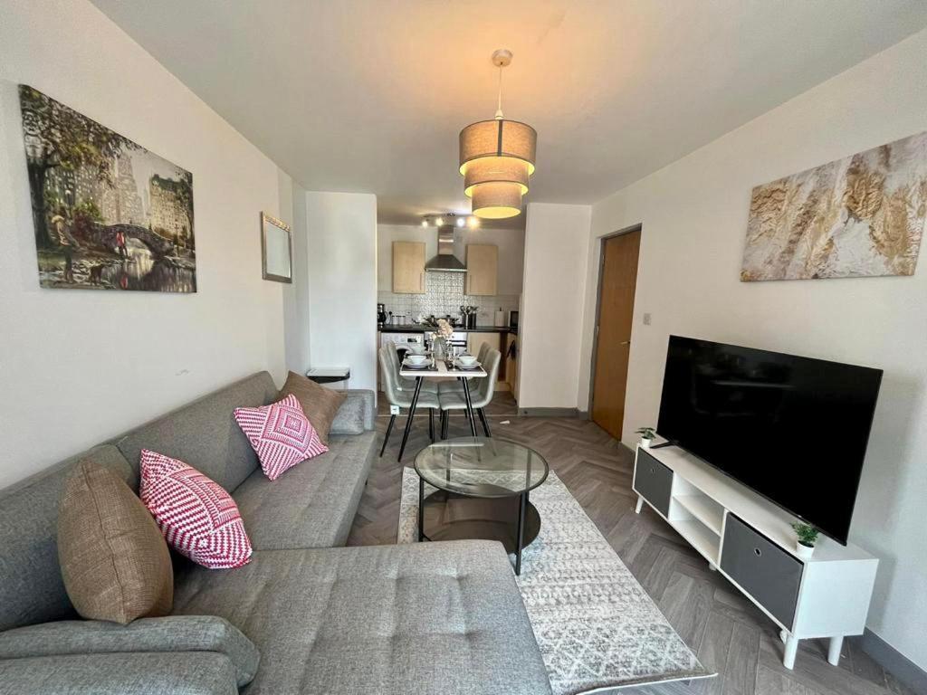 Luxury 02 Academy City Centre 2 Bed Apartment Mailbox Bullring Leisure & Families เบอร์มิงแฮม ภายนอก รูปภาพ